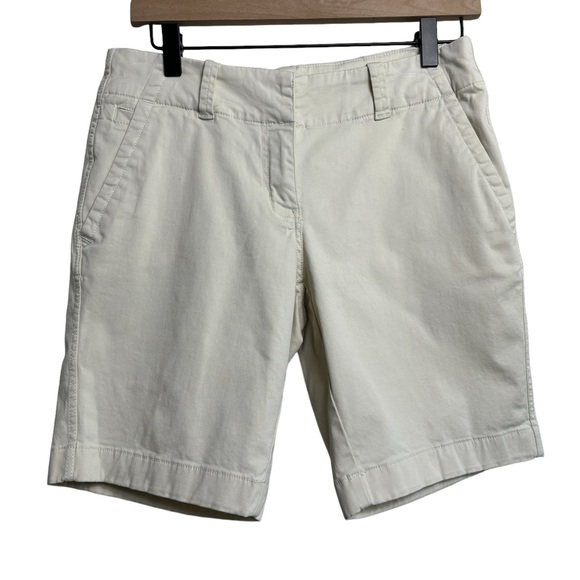 Vineyard Vines Tan Shorts Bermuda Size 2 - Picture 1 of 5